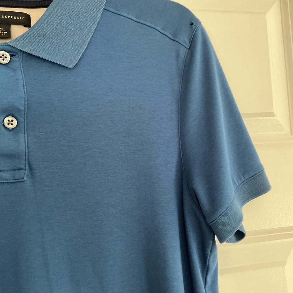 Banana Republic Men's Blue Polo Shirt Size Medium - Picture 5 of 7